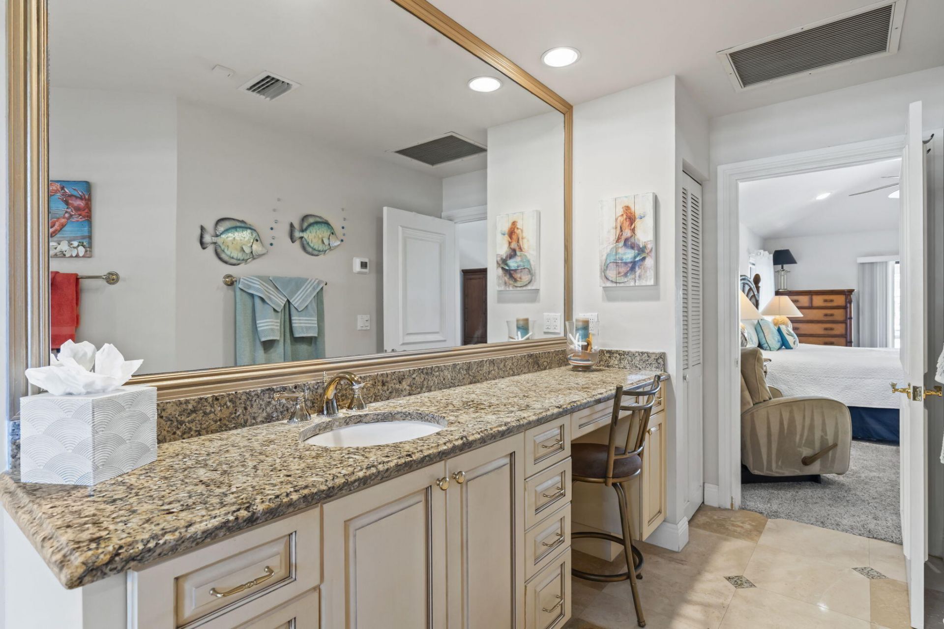 3819 N Ocean Drive, Singer Island, FL 33404 Photo