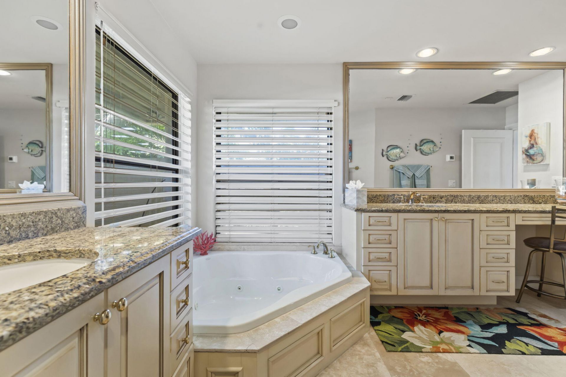 3819 N Ocean Drive, Singer Island, FL 33404 Photo