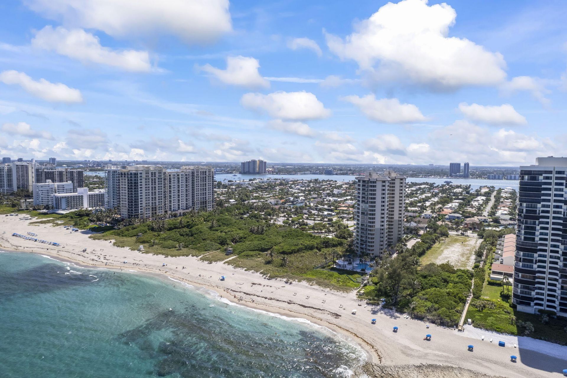 3819 N Ocean Drive, Singer Island, FL 33404 Photo