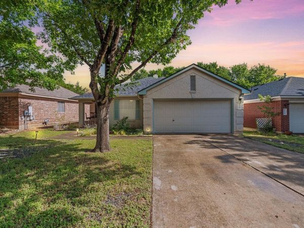 2114 Desco DR, Austin, TX 78748