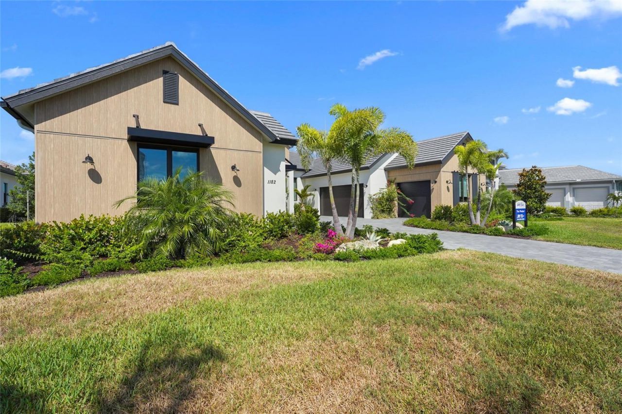 1182 Blue Shell Loop, Sarasota, FL 34240 Photo