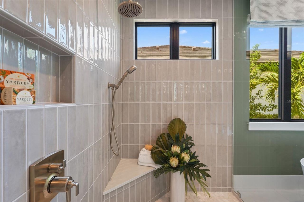 1182 Blue Shell Loop, Sarasota, FL 34240 Photo