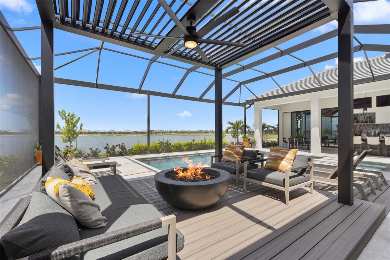 1182 Blue Shell Loop, Sarasota, FL 34240 Photo