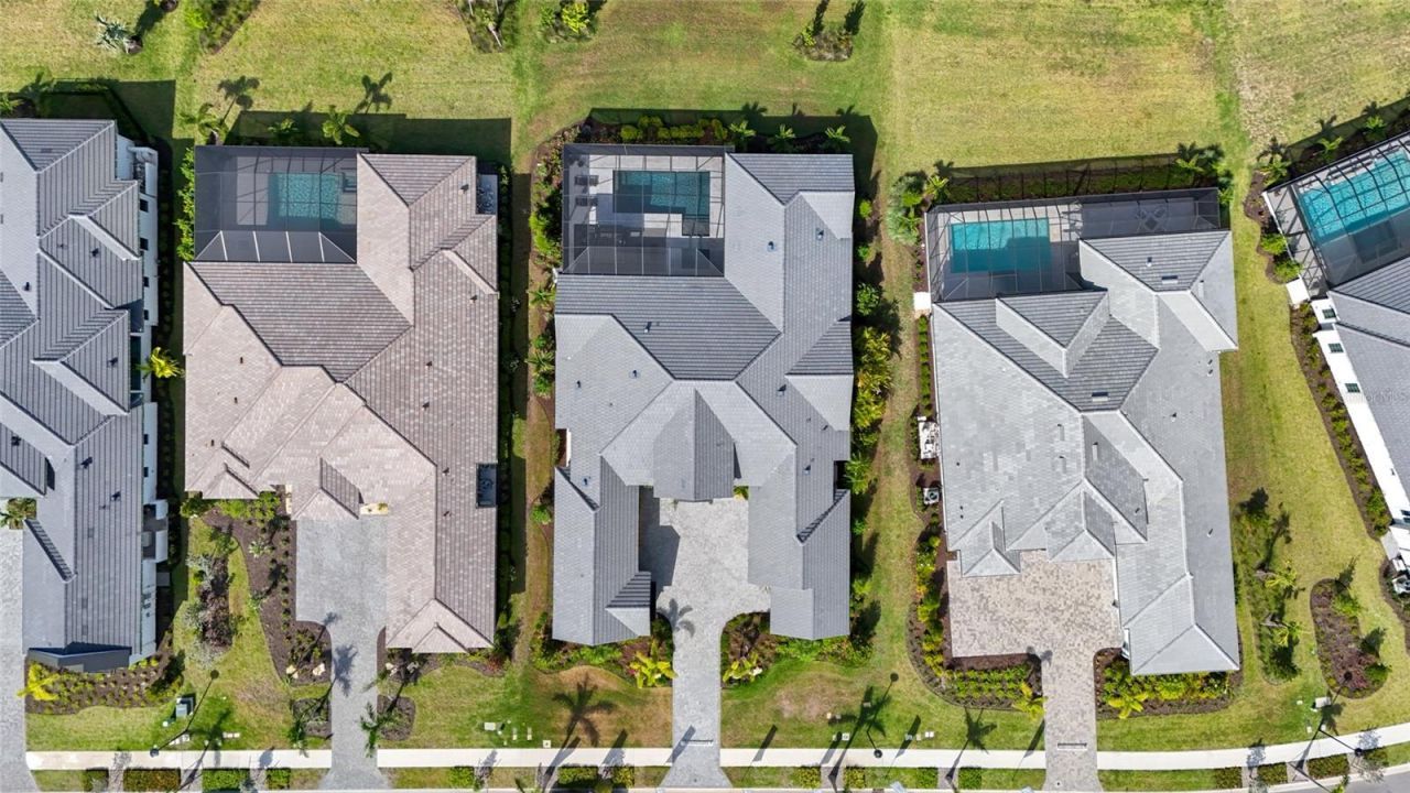 1182 Blue Shell Loop, Sarasota, FL 34240 Photo