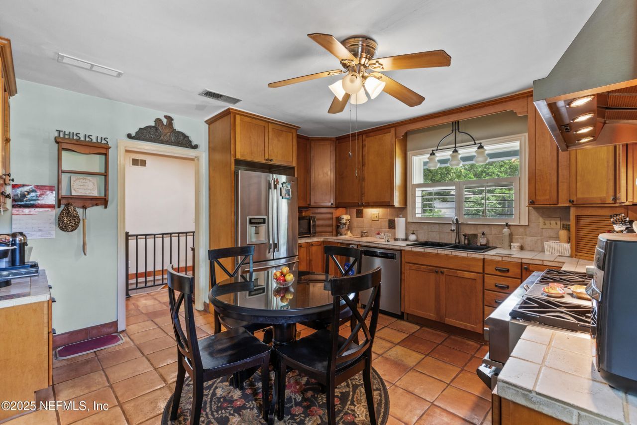 449 SW Montgomery Drive, Lake City, FL 32025 Photo