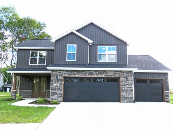 909 S Hoke Avenue, Frankfort, IN 46041