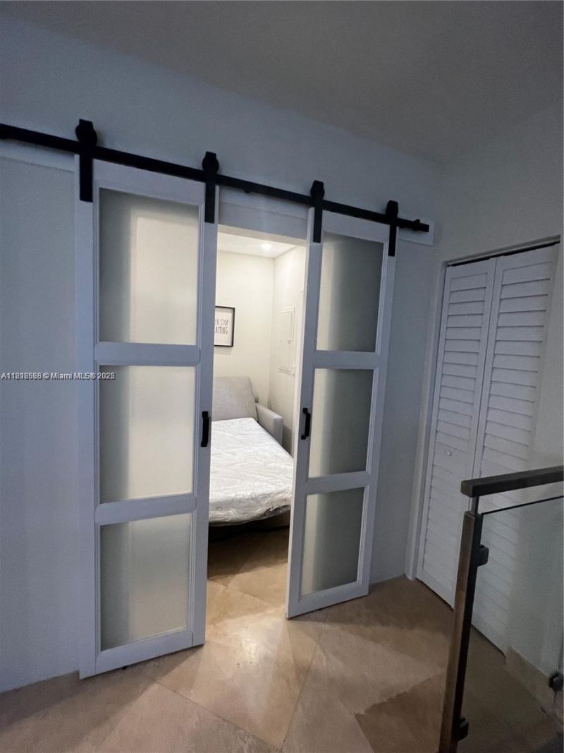 6917 Collins Ave, Unit L102, Miami Beach, FL 33141 Photo