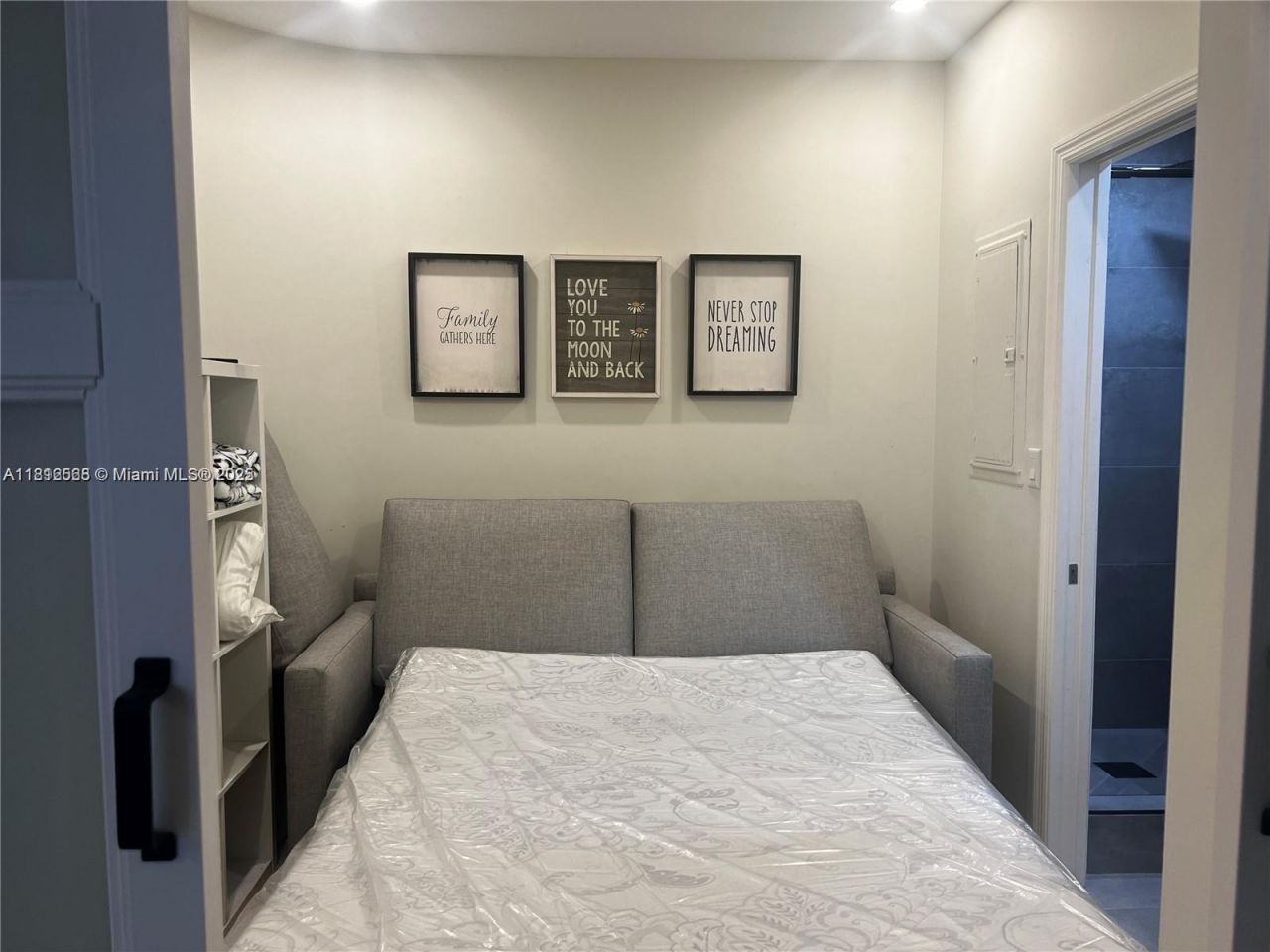 6917 Collins Ave, Unit L102, Miami Beach, FL 33141 Photo