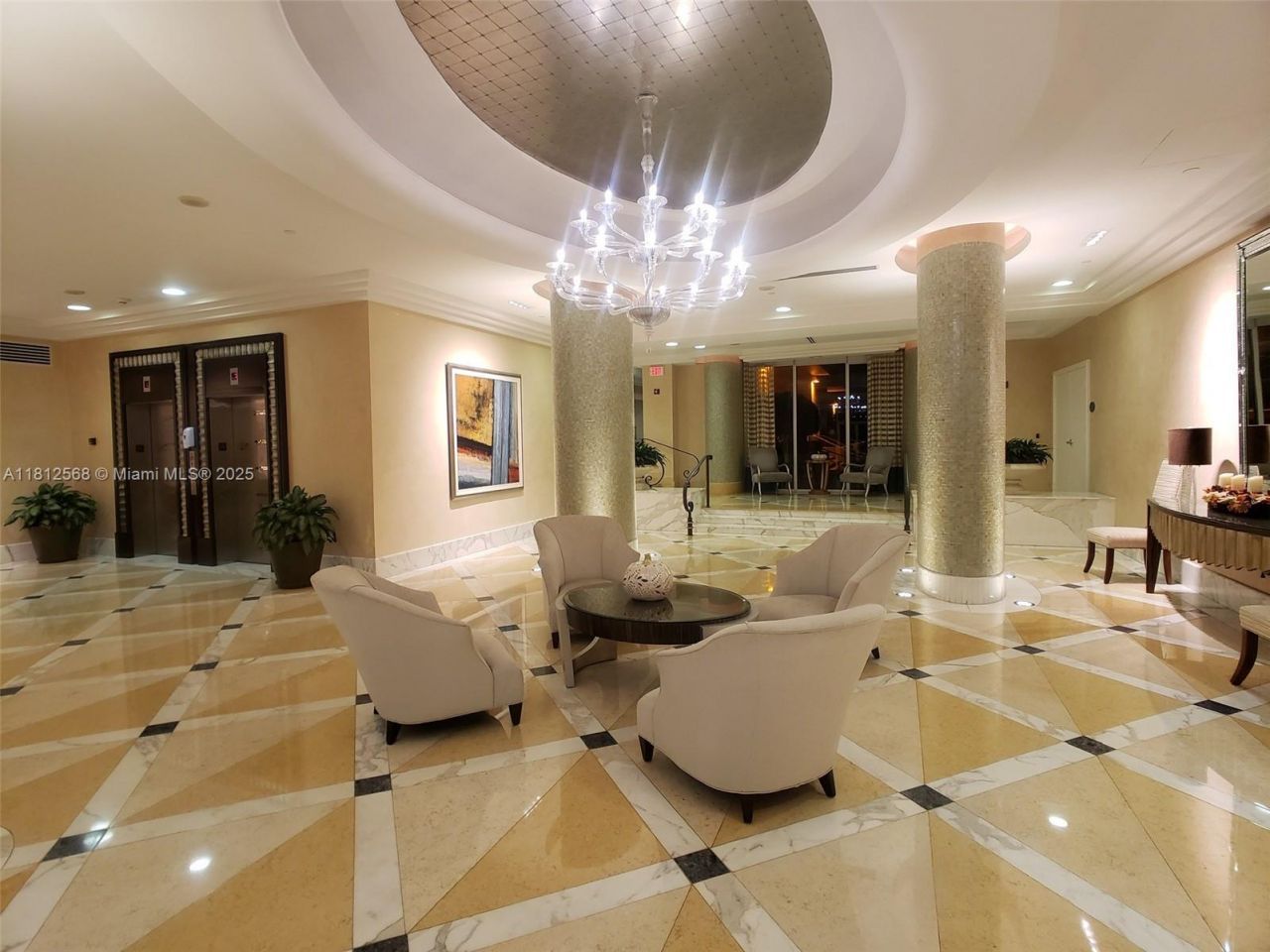 6917 Collins Ave, Unit L102, Miami Beach, FL 33141 Photo