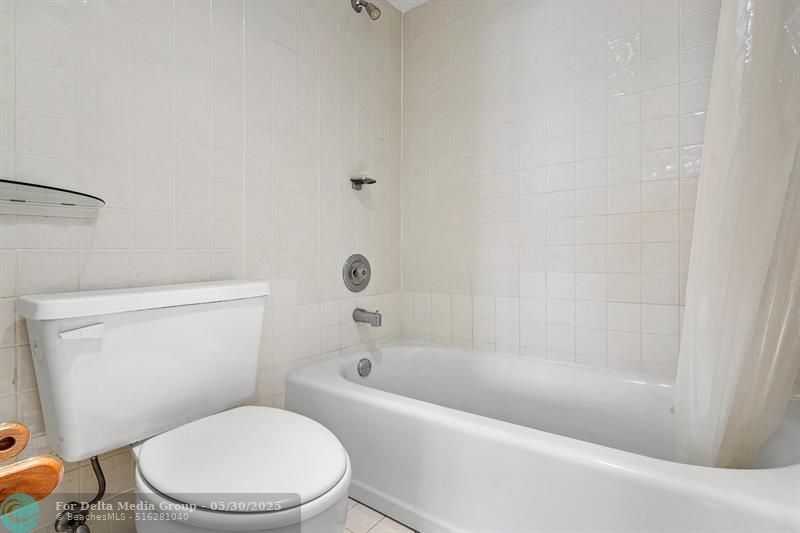 2707 NE 14th Street Causeway, Unit 305, Pompano Beach, FL 33062 Photo