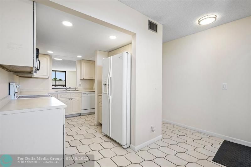 2707 NE 14th Street Causeway, Unit 305, Pompano Beach, FL 33062 Photo