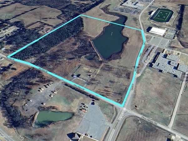 000 Pine Ridge Road, Pottsville, AR 72858