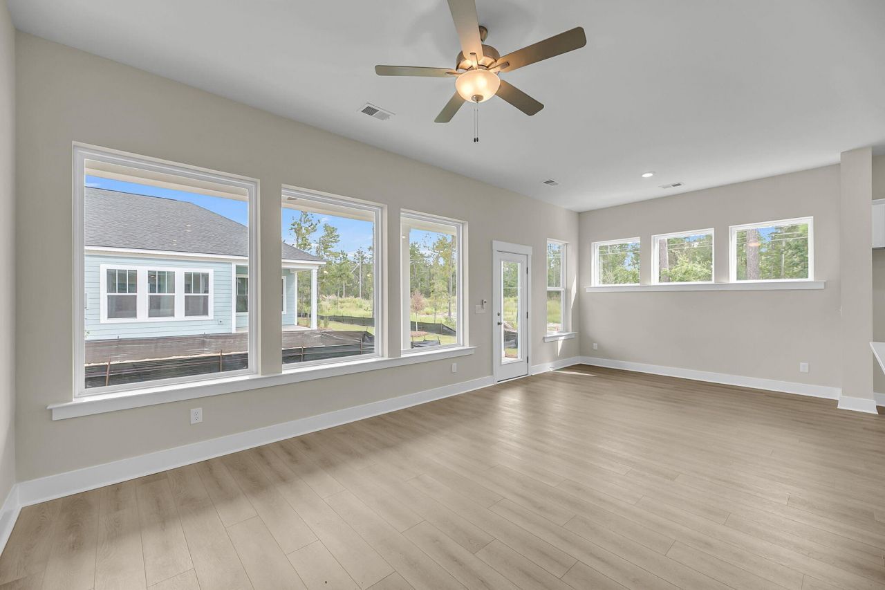 338 Trailmore Lane Photo 7