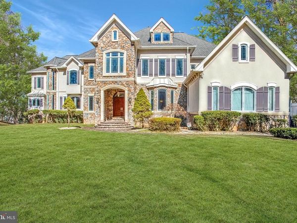 7024 GREEN OAK DRIVE, MCLEAN, VA 22101