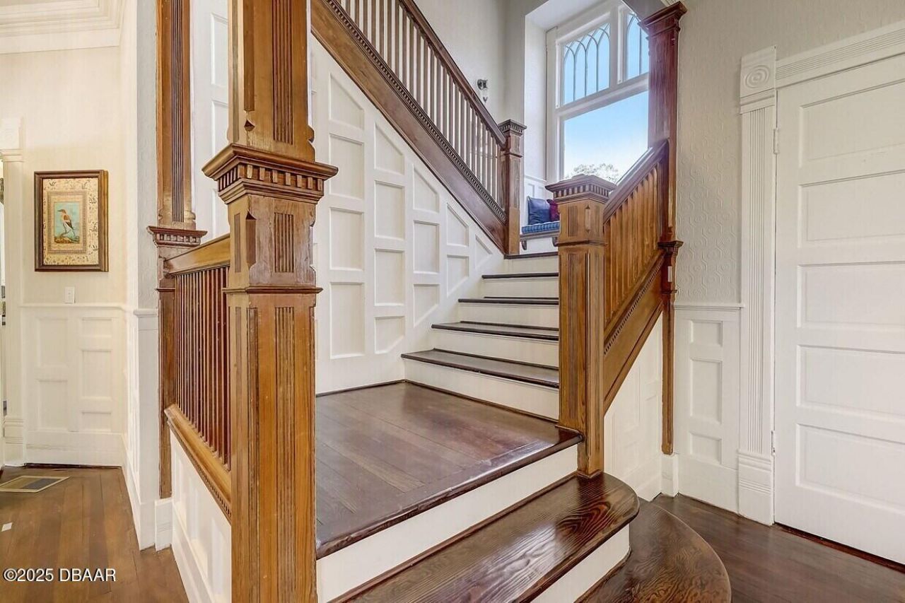 404 S Ridgewood Avenue, Daytona Beach, FL 32114 Photo