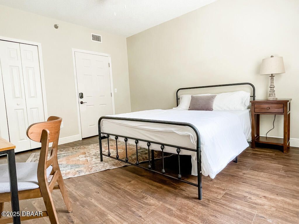 404 S Ridgewood Avenue, Daytona Beach, FL 32114 Photo