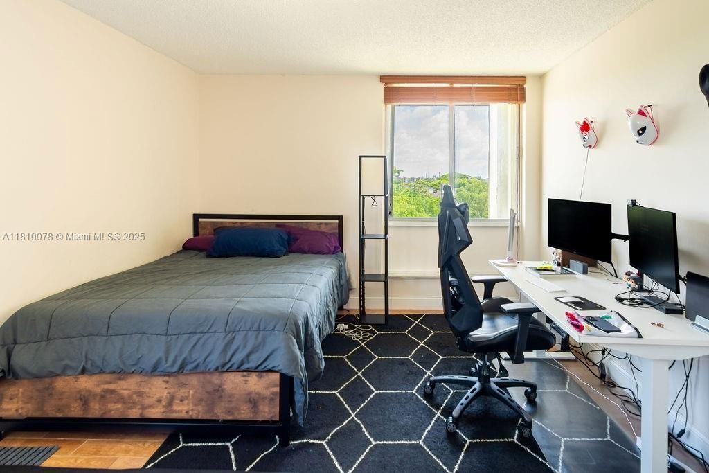 9110 Fontainebleau Blvd, Unit 502, Miami, FL 33172 Photo