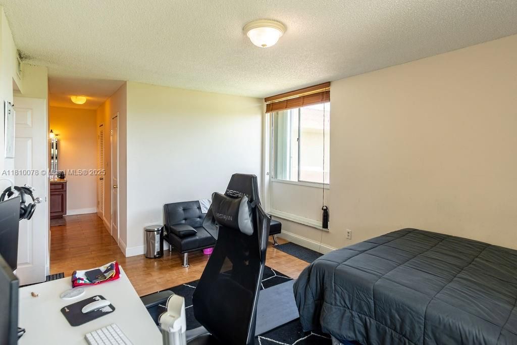 9110 Fontainebleau Blvd, Unit 502, Miami, FL 33172 Photo