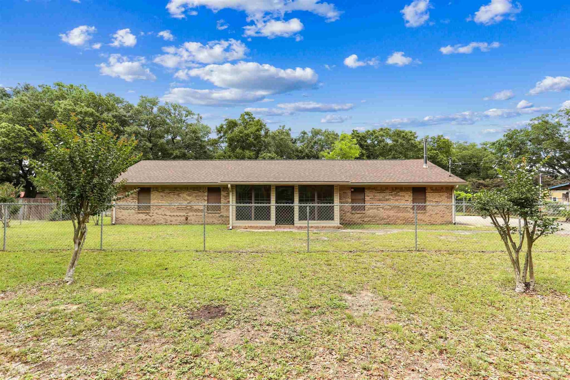 1920 Cope Ln, Pensacola, FL 32526 Main Photo