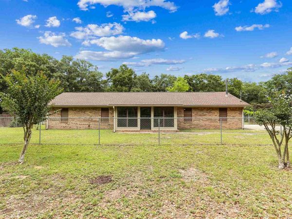 1920 Cope Ln, Pensacola, FL 32526