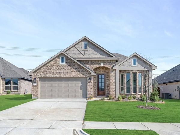 117 Whistling Duck Drive, Balch Springs, TX 75181