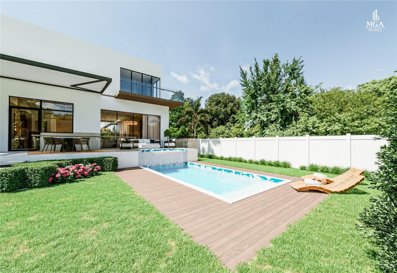 4103 W Knights Avenue, Tampa, FL 33611 Photo