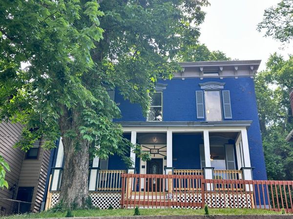 3552 Vine Street, Cincinnati, OH 45220