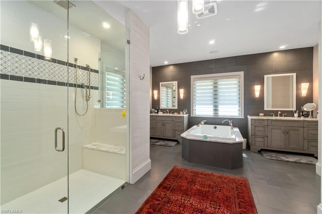 15311 Burnaby Dr, Naples, FL 34110 Photo