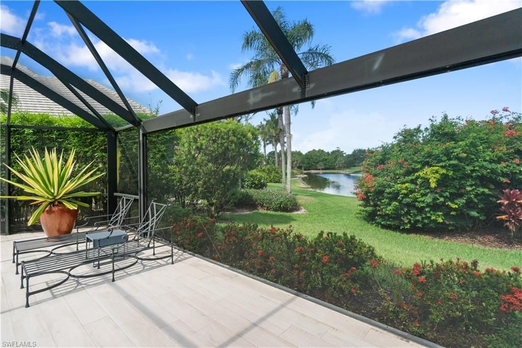 15311 Burnaby Dr, Naples, FL 34110 Photo