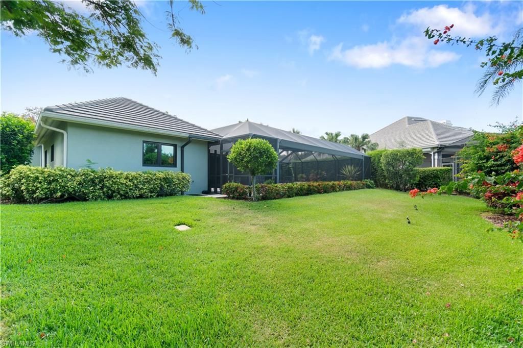 15311 Burnaby Dr, Naples, FL 34110 Photo