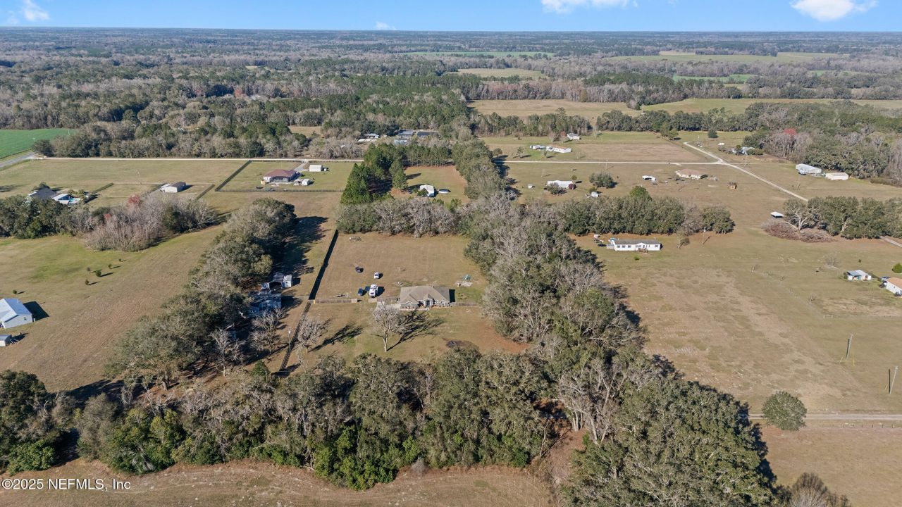 20536 NW 20th Terrace, Brooker, FL 32622 Photo