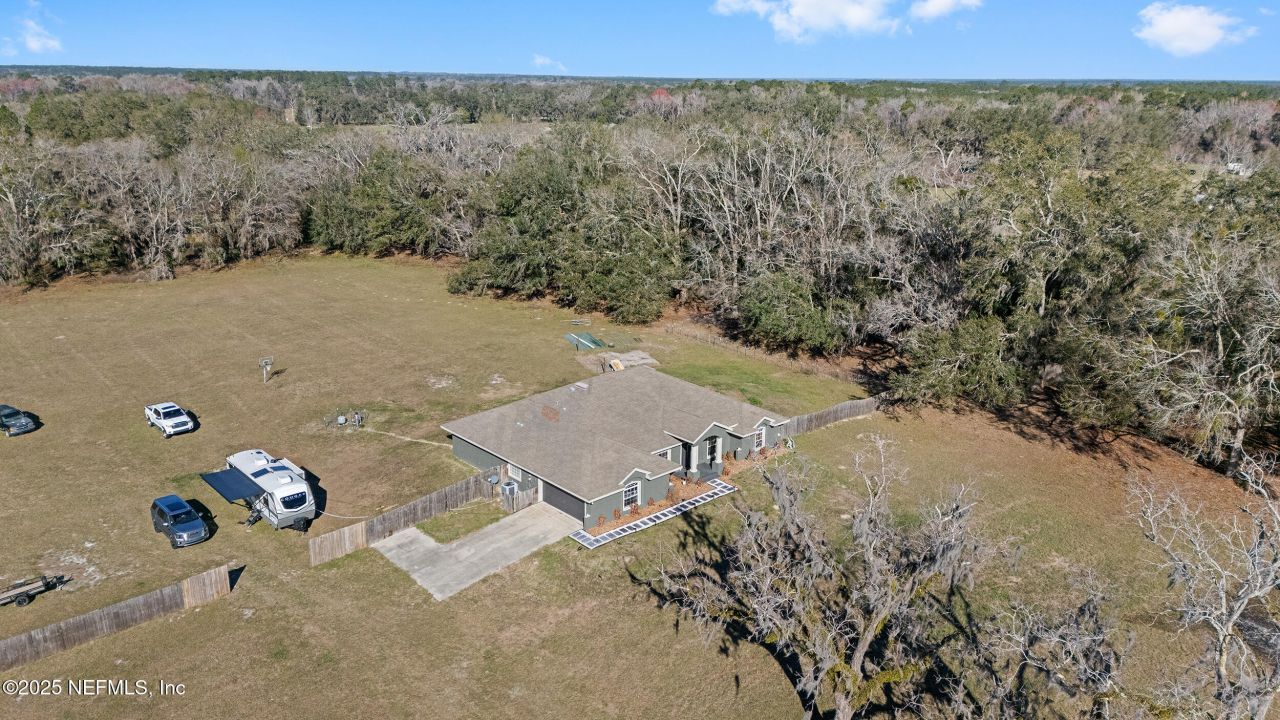 20536 NW 20th Terrace, Brooker, FL 32622 Photo