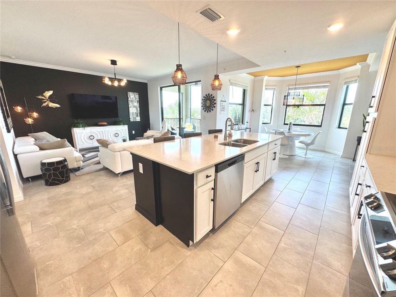 18028 Gawthrop Drive, Unit 303, Bradenton, FL 34211 Photo
