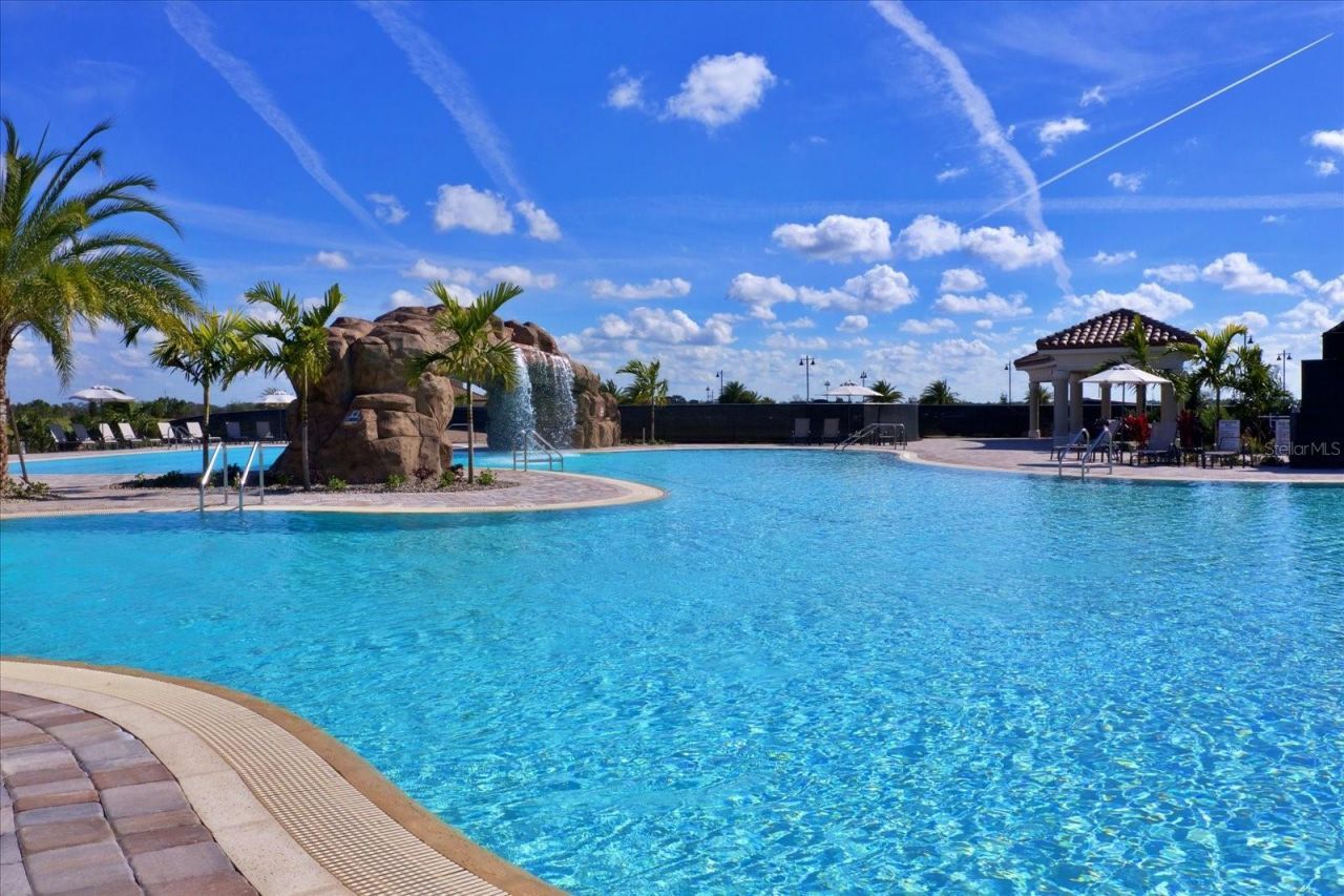 18028 Gawthrop Drive, Unit 303, Bradenton, FL 34211 Photo
