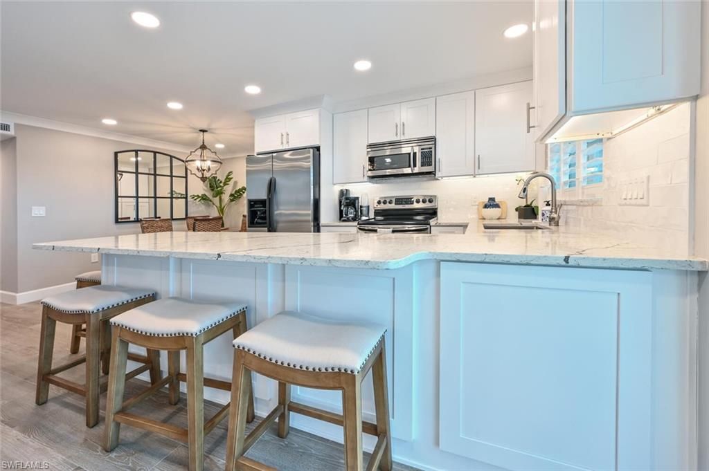 3200 Gulf Shore Blvd N, Unit 308, Naples, FL 34103 Photo