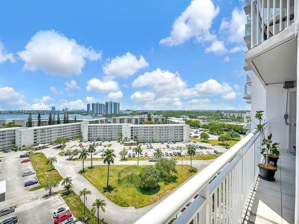 18041 Biscayne Blvd, Unit 1201, Aventura, FL 33160