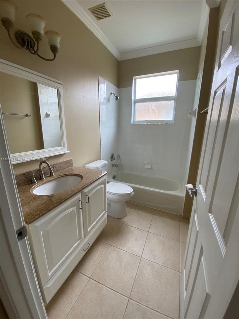 639 NW Stanford Ln, Unit 639, Port Saint Lucie, FL 34983 Photo