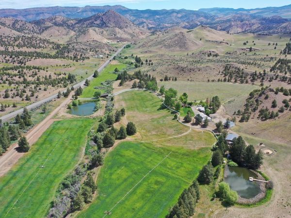 33817 Gage Road, Mitchell, OR 97750