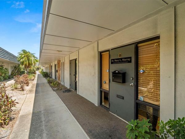 10333 SEMINOLE BOULEVARD, Unit 6, LARGO, FL 33778