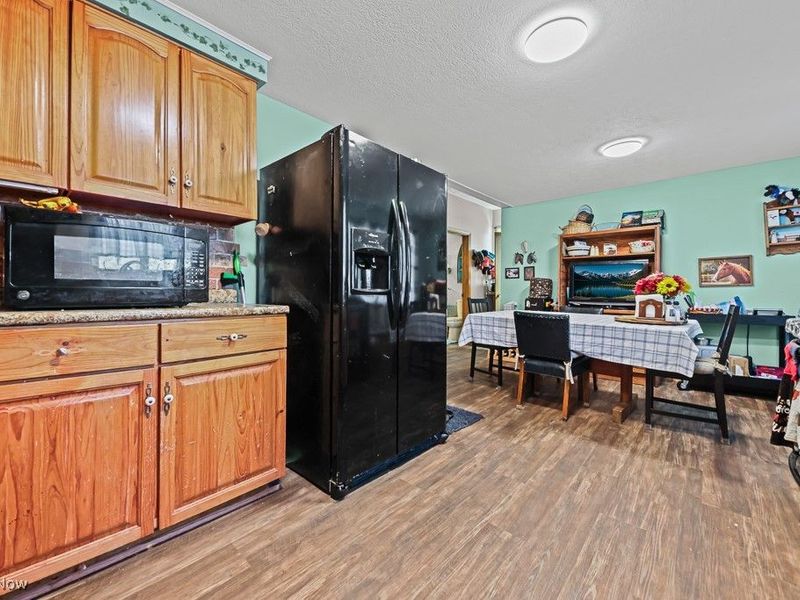 5869 Beechwood Avenue, Alliance, OH 44601 Photo 22