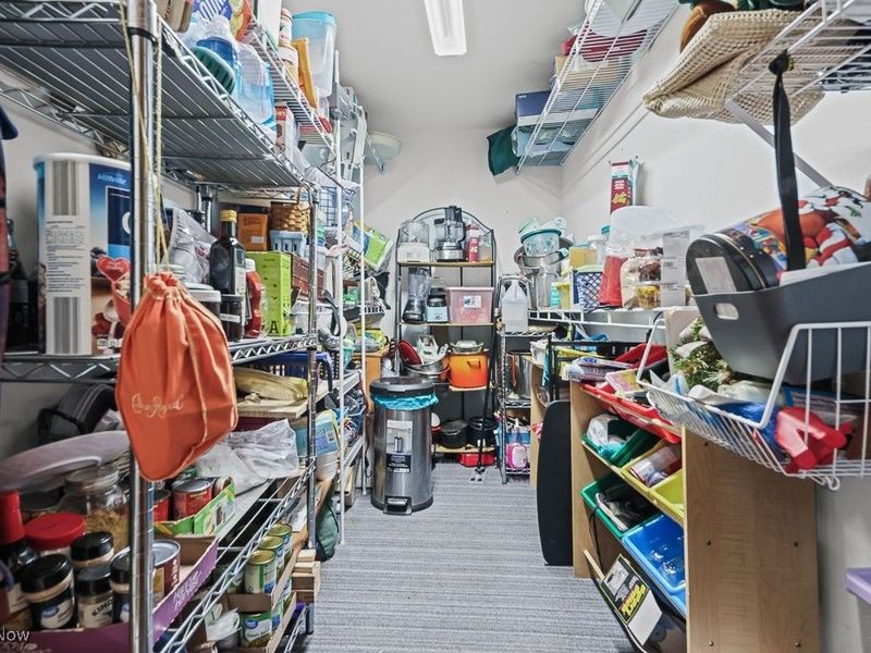 5869 Beechwood Avenue, Alliance, OH 44601 Photo 25