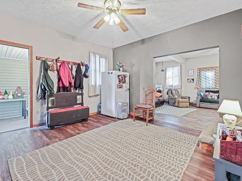 5869 Beechwood Avenue, Alliance, OH 44601 Photo 26