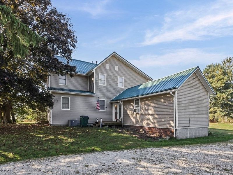 5869 Beechwood Avenue, Alliance, OH 44601 Photo 3