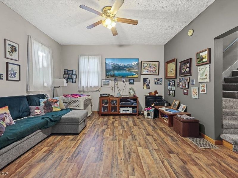 5869 Beechwood Avenue, Alliance, OH 44601 Photo 30