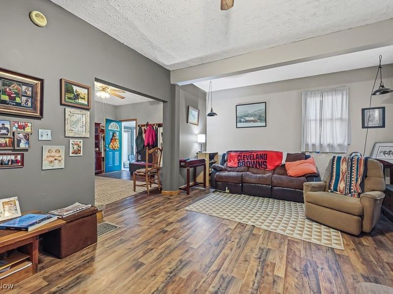 5869 Beechwood Avenue, Alliance, OH 44601 Photo 31