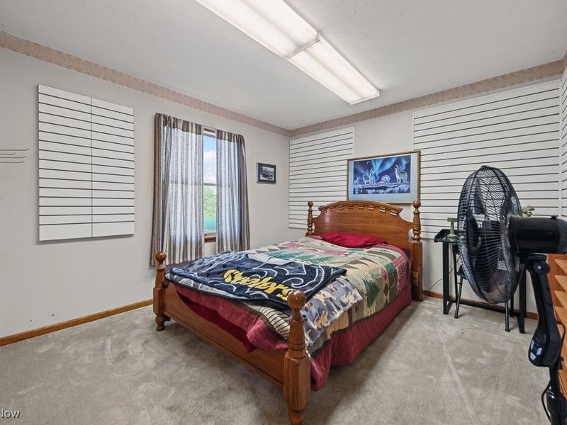 5869 Beechwood Avenue, Alliance, OH 44601 Photo 35