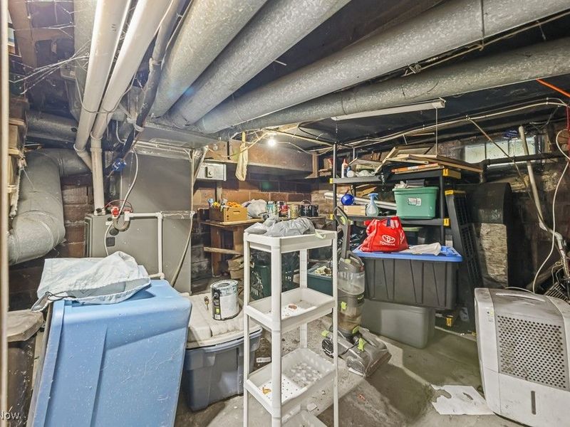 5869 Beechwood Avenue, Alliance, OH 44601 Photo 48