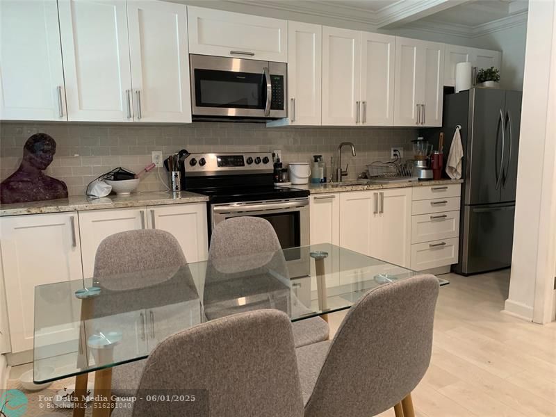 801 SW 10th Street, Unit 2, Fort Lauderdale, FL 33315 Photo