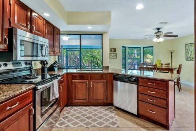 10510 SE Jupiter Narrows Drive, Hobe Sound, FL 33455 Photo