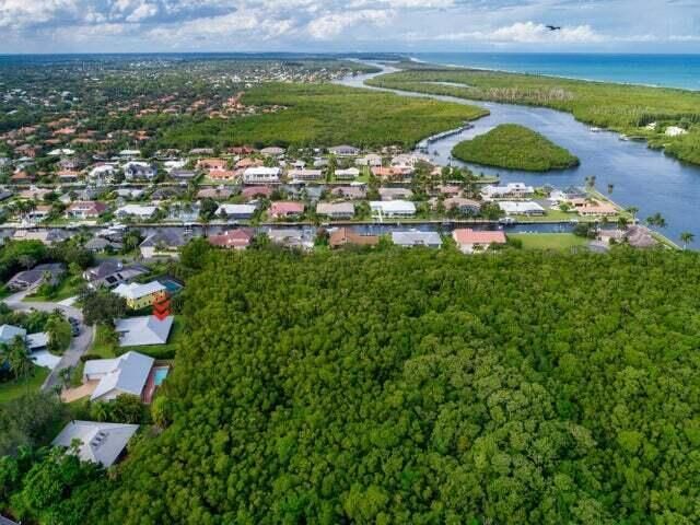 10510 SE Jupiter Narrows Drive, Hobe Sound, FL 33455 Photo